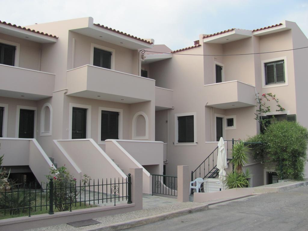 Lakonia Bay Apartments Archangelos  Exterior photo