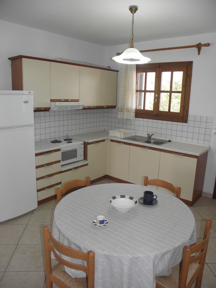 Lakonia Bay Apartments Archangelos  Exterior photo